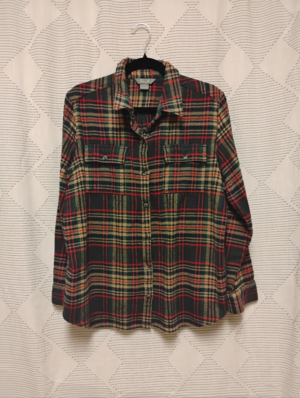 Natural Reflections Plaid Button-Up Flannel Shirt Women's Large 100% Cotton Red